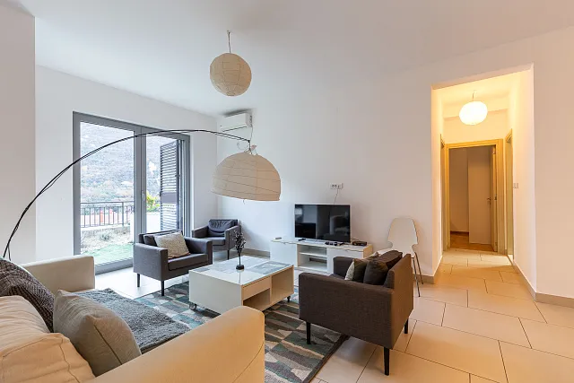 Three-bedroom, spacious and bright apartment for sale in the most beautiful part of Montenegro — photo 7